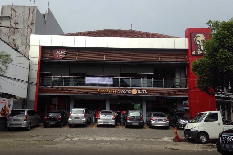 Langgar Protokol Kesehatan, Gerai KFC Senopati Disegel